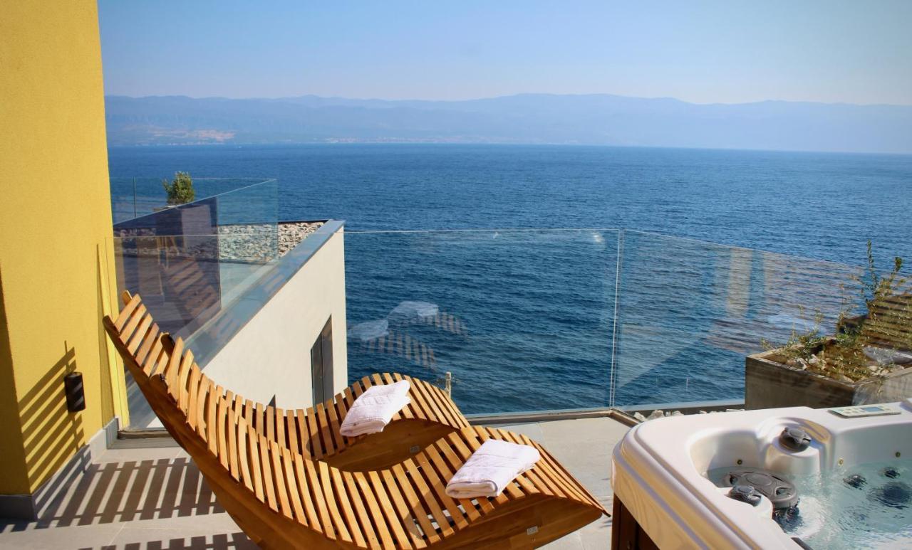 Hotel Vinotel Gospoja Vrbnik  Esterno foto