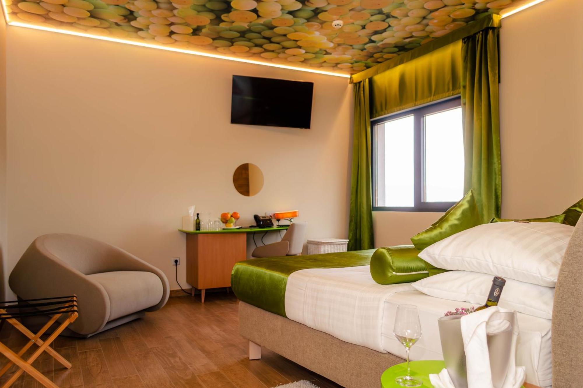 Hotel Vinotel Gospoja Vrbnik  Esterno foto